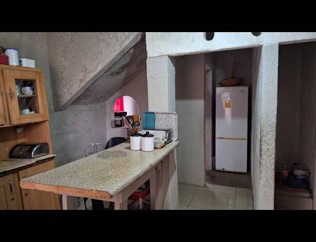 3 BEDROOM HOUSE FOR SALE IN CRAIGIEBURN